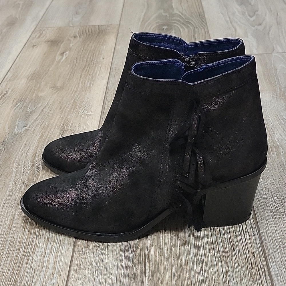 Valentina Rangoni Size 6 1/2 Black Suede Fringe Bootie - Picture 4 of 11